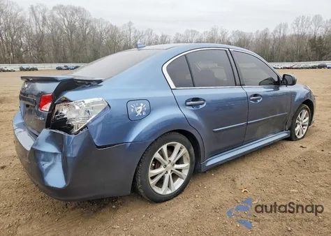 2013 Subaru Legacy 2.5I Limited z USA, uszkodzony, nr VIN 4S3BMCK64D3017792